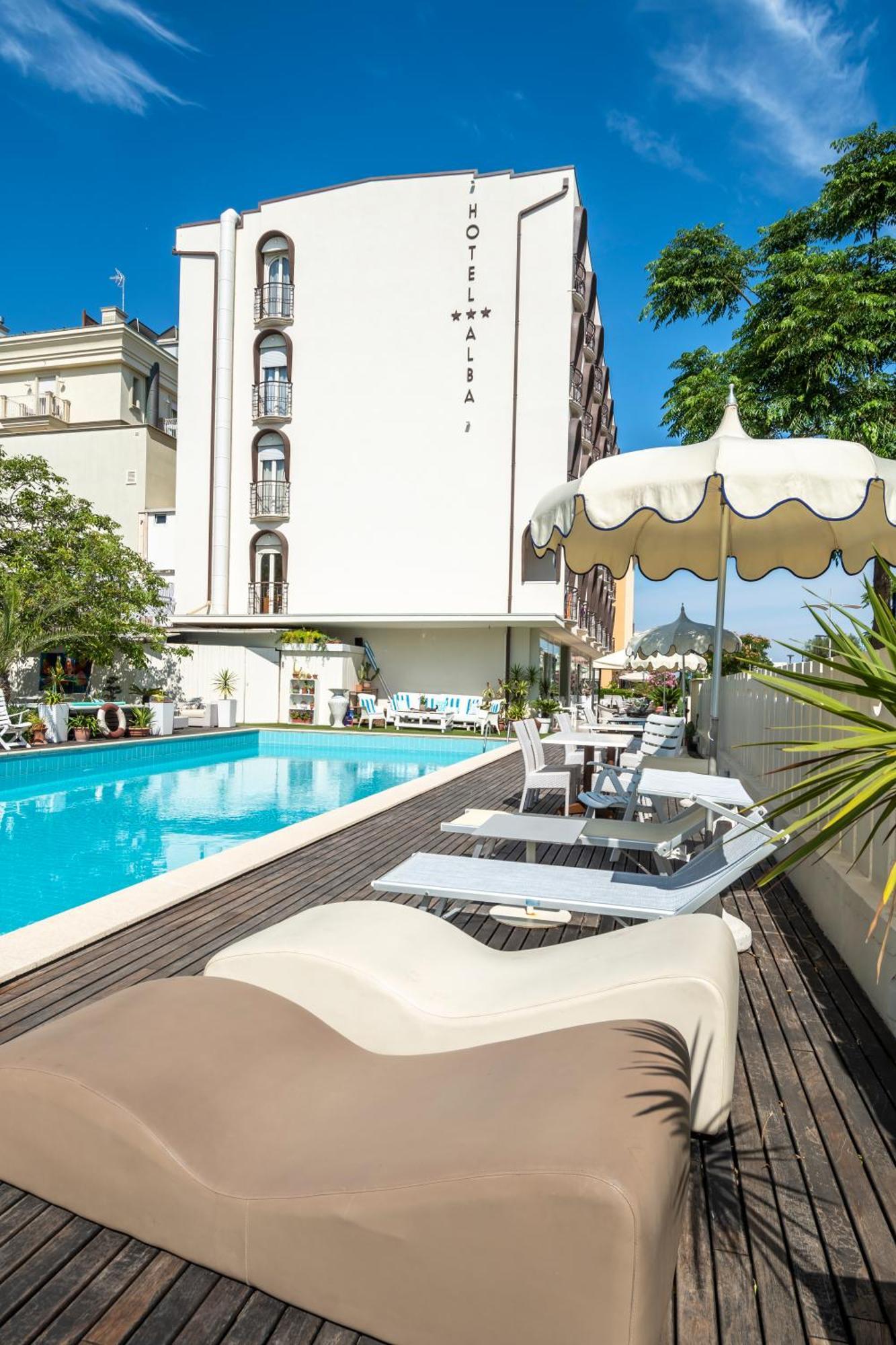 Hotel Alba Misano Adriatico Bagian luar foto